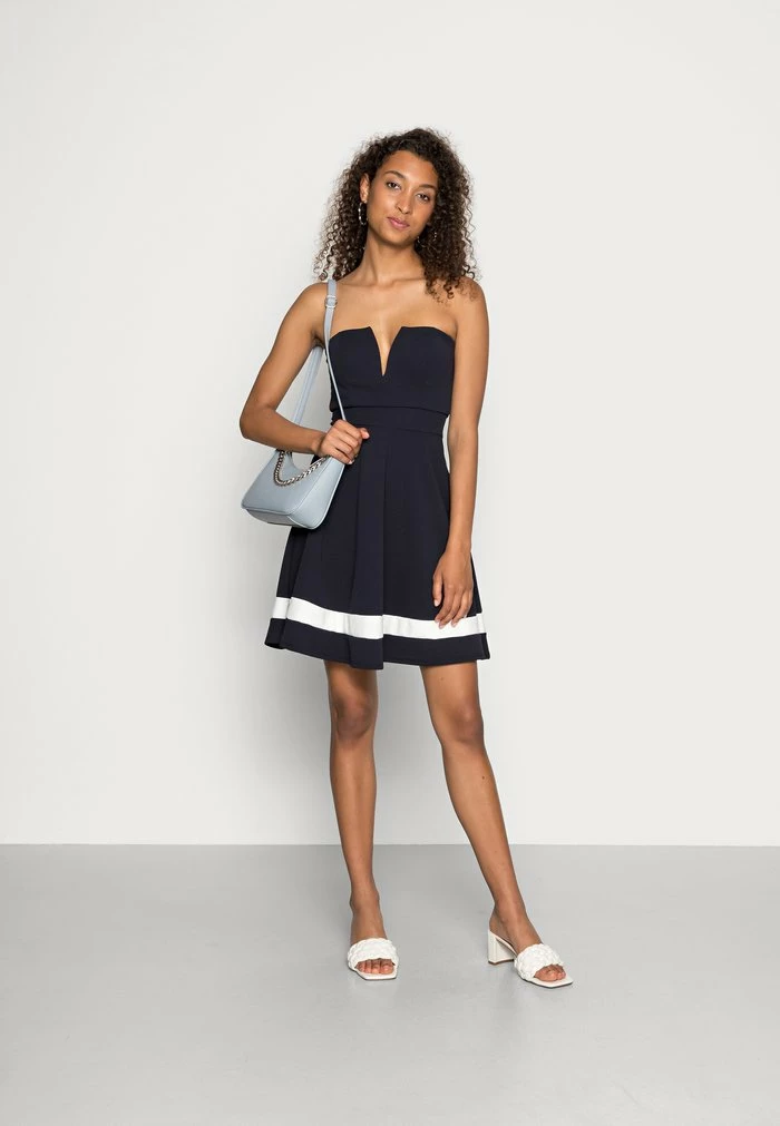 BELINDA CUPPED SKATER DRESS - Cocktail dress / Party dress - navy/white WAL G. BELINDA CUPPED SKATER DRESS - Cocktail Dress / Party Dress - Navy/white -WAL G. Sales Store 06f8be24e72f47ba819939946446eacc