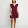 WAL G. BERTIE PLUNGE NECK SKATER DRESS - Cocktail Dress / Party Dress - Red