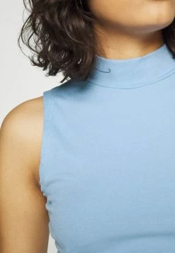 WAL G. PATON HIGH NECK VEST - Print T-shirt - Cornflour Blue 4 WAL G. PATON HIGH NECK VEST - Print T-shirt - Cornflour Blue -WAL G. Sales Store 59012f289ff7480aaf7a2d8bd3b19d75