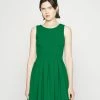 WAL G. MICHA ROUND NECK SKATER DRESS - Jersey Dress - Leaf Green