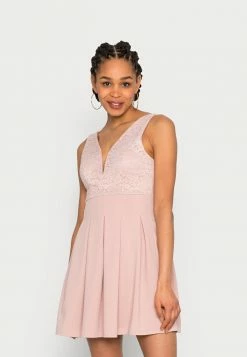 WAL G. V NECK SKATER - Cocktail Dress / Party Dress - Blush Pink