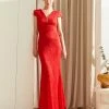 WAL G. WGXZL WEDDING - SASHA LACE MIDI DRESS - Occasion Wear - Red