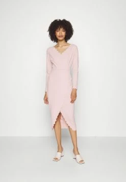 WAL G. WGXZL WEDDING - ALEXANDA SCALLOP V NECK MIDI DRESS - Shift Dress - Blush Pink -WAL G. Sales Store d8f175fa5d9949aaad6aa2eb8160a0ea